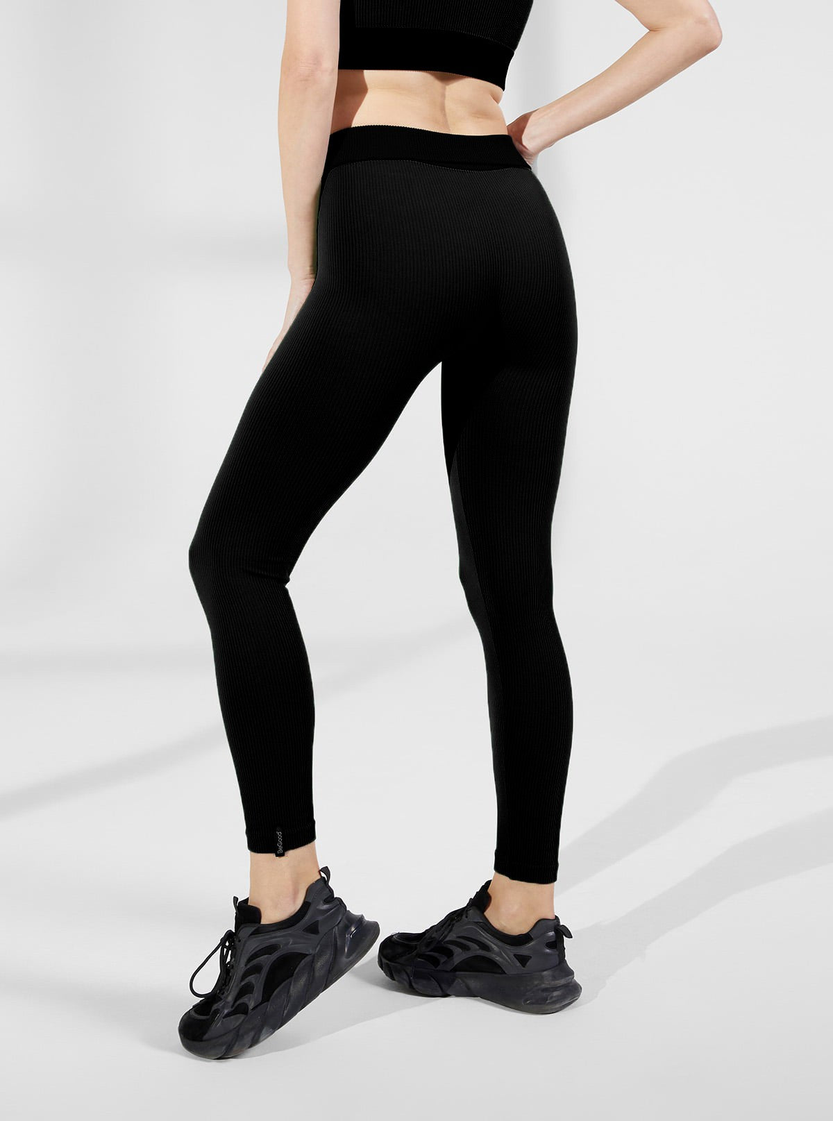 LEGGINS SLIM COSTINA NERO